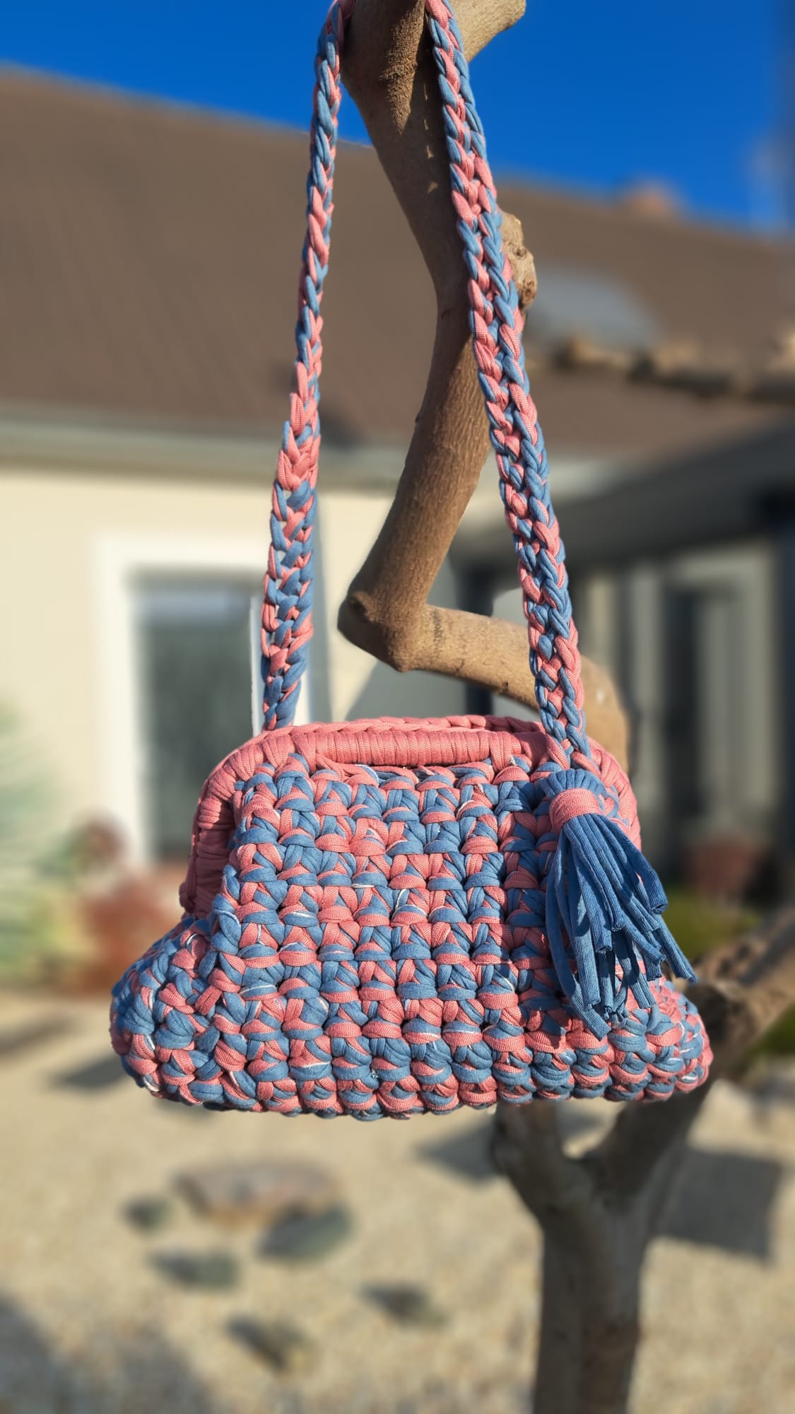 Sac BreeLyne rose et bleu au crochet fait main en France